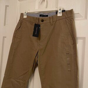 Tommy Hilfiger Men's The Flex Khaki Dress Pants